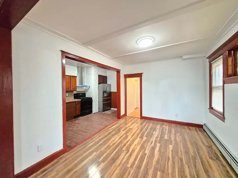 443 Home Ave #1 — Photo 10