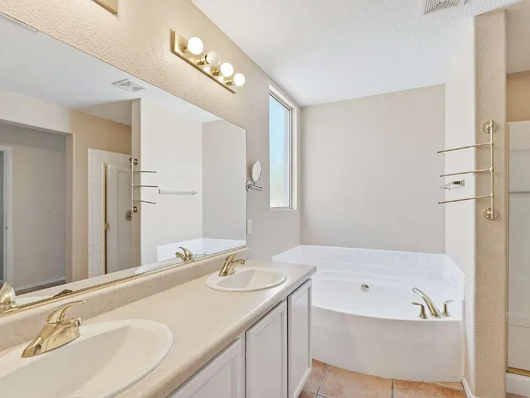 10476 E George Tolman Ln — Photo 8