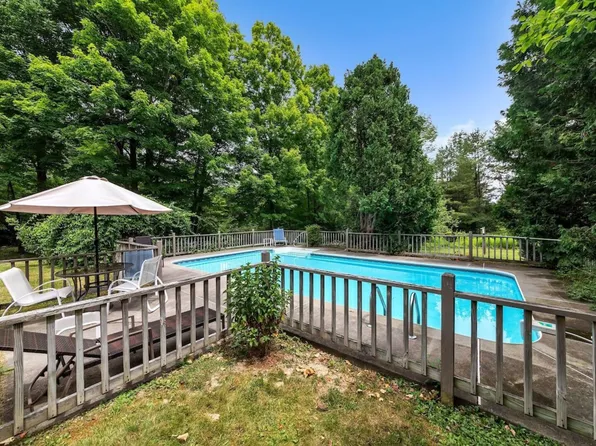 (undisclosed Address), Arlington, VT 05250