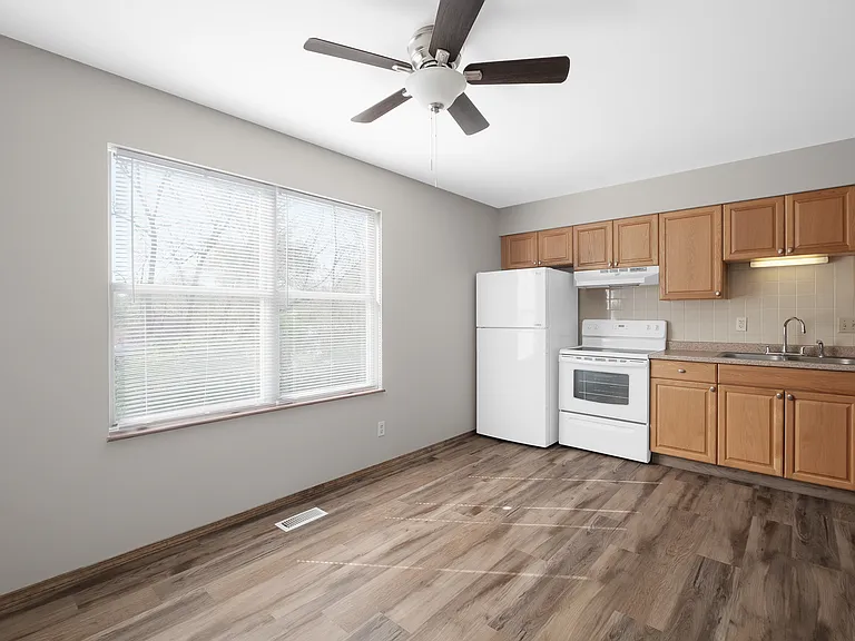 2272 N Village Dr #2272 — Photo 10