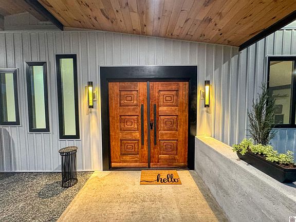 3rd image of 1653 N 16th St