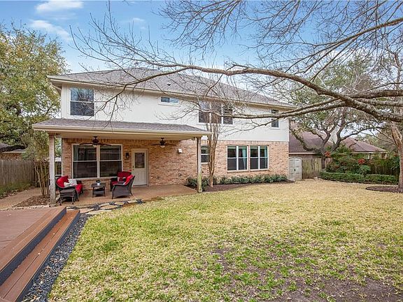 5th image of 11408 Mordred Ct