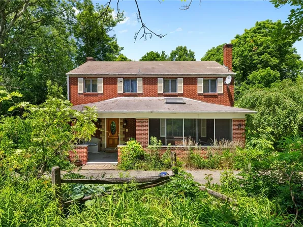 301 Greenfield Dr, McMurray, PA 15317