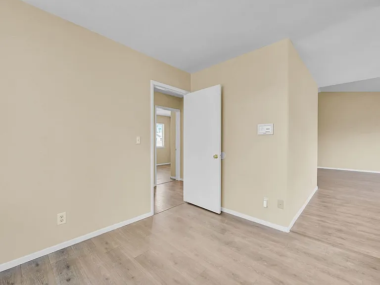 4814 Spring Falls Way — Photo 22