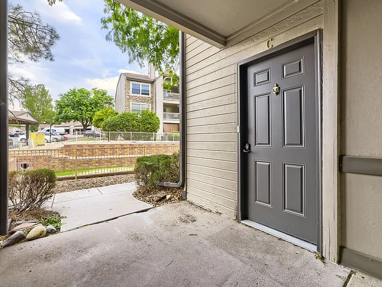 9110 E Arbor Cir #C — Photo 13