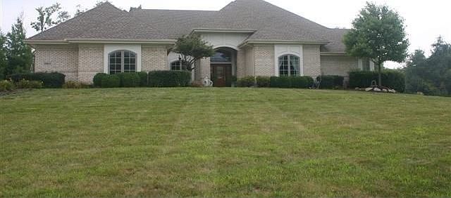  Beautiful 2 Acre Lot 