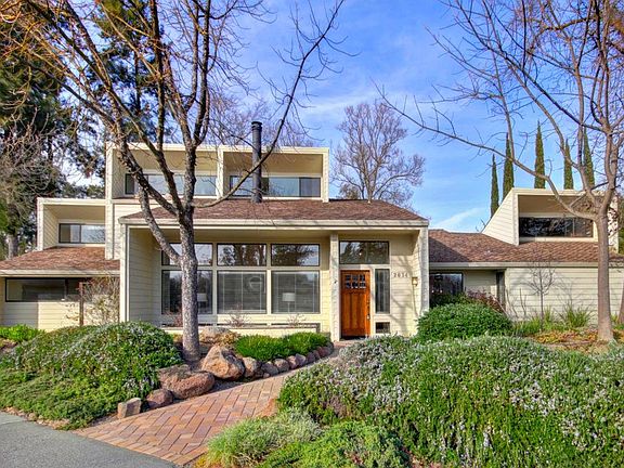 4th image of 2834 Catalina Dr