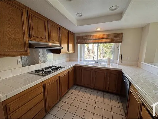 13933 San Antonio Ave — Photo 8