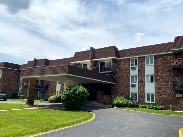 850 S Lorraine Rd APT 3C, Wheaton, IL 60189