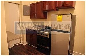 2nd image of 531 E 81st St