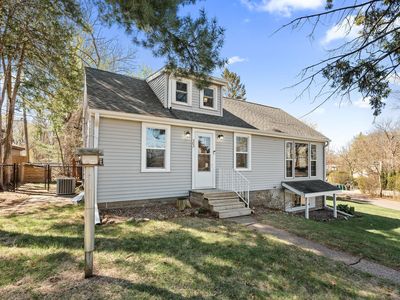 303 Sargent Rd, Willernie, MN, 55090