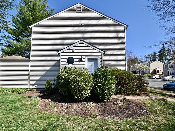 2nd image of 6128 Rocky Way Ct
