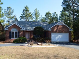 9 Starlit Ln, Pinehurst, NC 28374