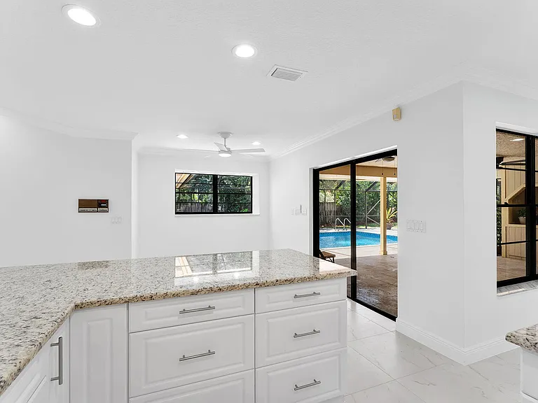 2244 Quail Rdg — Photo 34