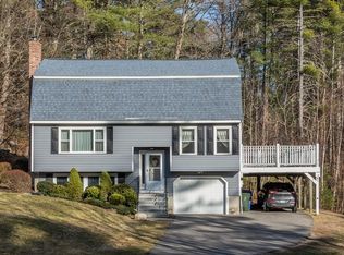 9 Pine Hollow Dr, Londonderry, NH 03053