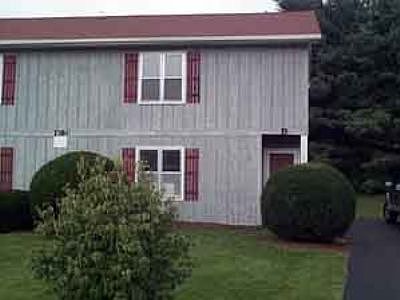 1st image of 1760 Rainbow St #B