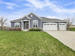 426 Peterson Trail, Oregon, WI 53575