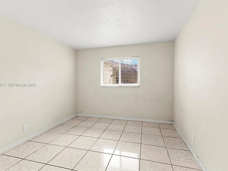 6121 SW 40th Ct #A — Photo 10