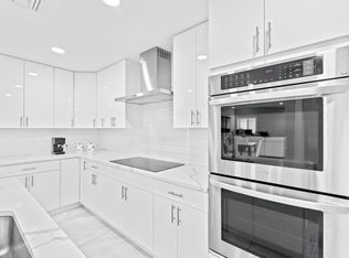 12293 Old Country Rd S, Wellington, FL 33414