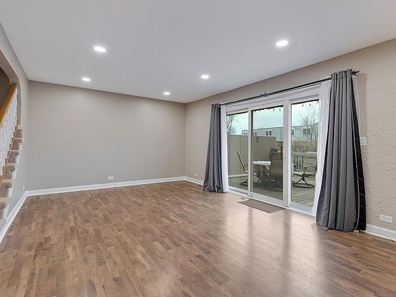 4th image of 690 Versailles Cir Unit C