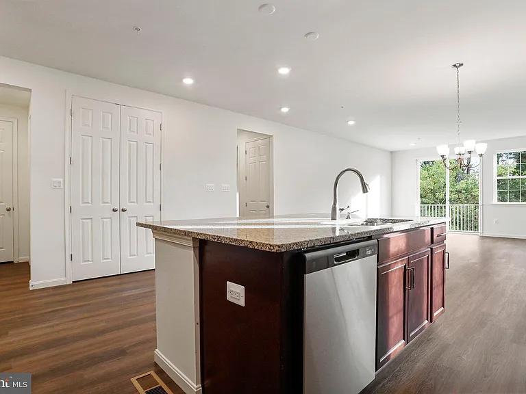 12229 Fallen Timbers Cir — Photo 10