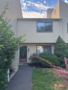 1 Horizon Dr APT 15, Norwalk, CT, 06854