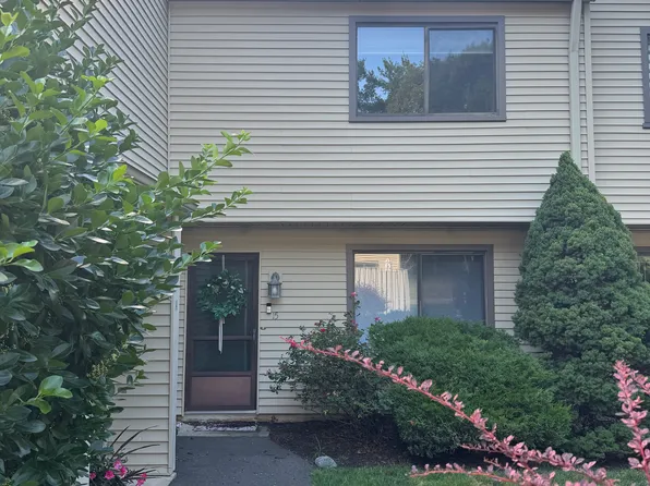 1 Horizon Dr APT 15, Norwalk, CT 06854