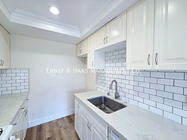 16850 Sierra Vista Way — Photo 10