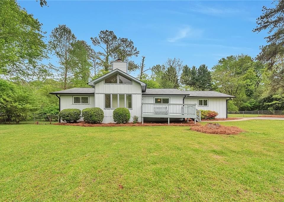 1st image of 3980 Ebenezer Dr