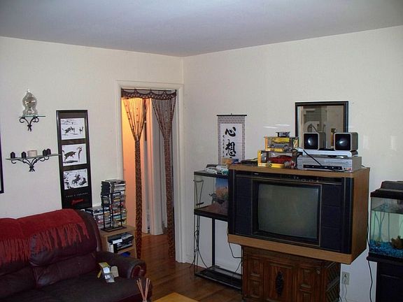 Right Side Living Room