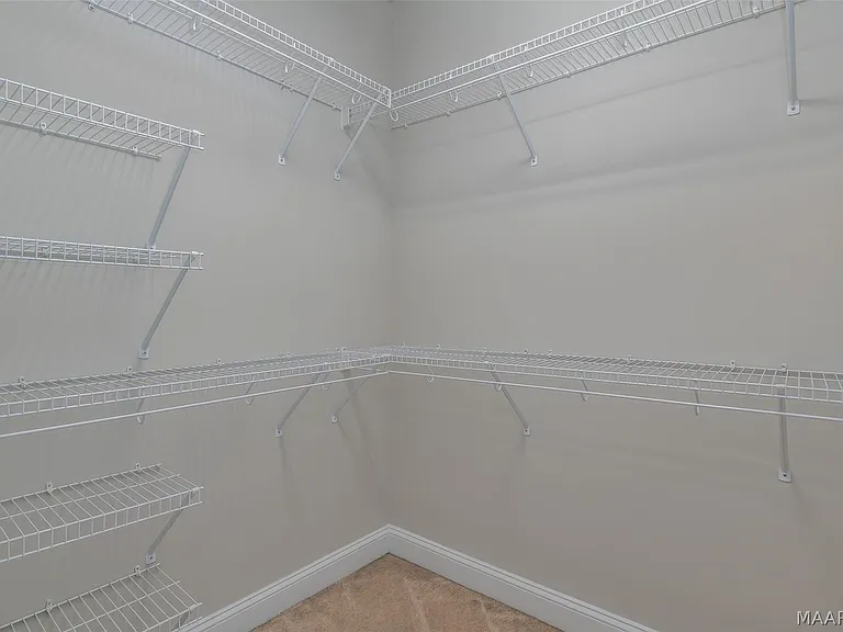 1613 Haworth Park Way — Photo 32