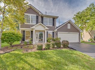 1259 Lakewood Cir, Naperville, IL 60540
