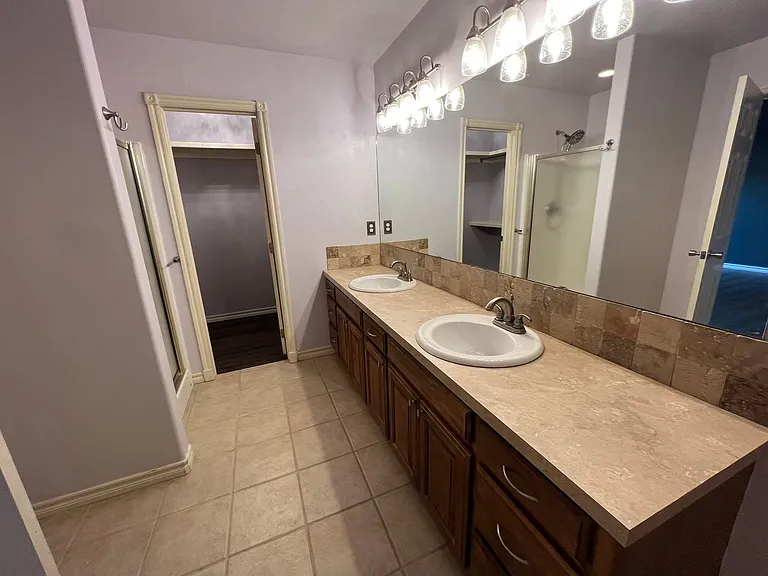 4031 Briar Ln — Photo 6