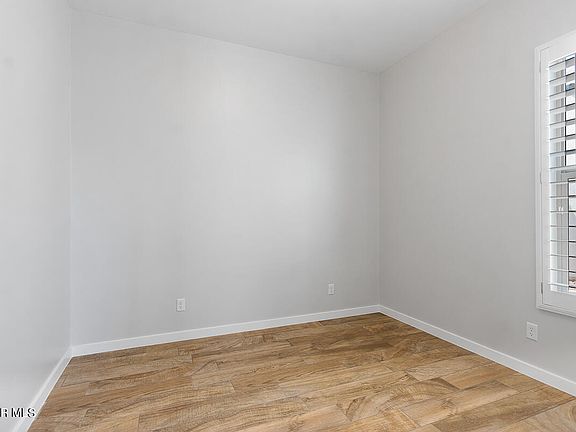 4th image of 12836 Prestbury Ave