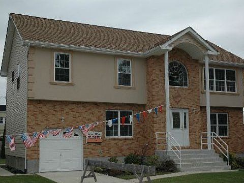 1st image of 10 Davison Ct