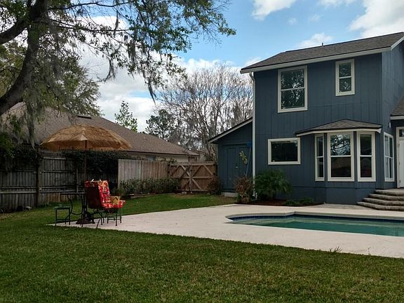 Osprey Bluff backyard 1