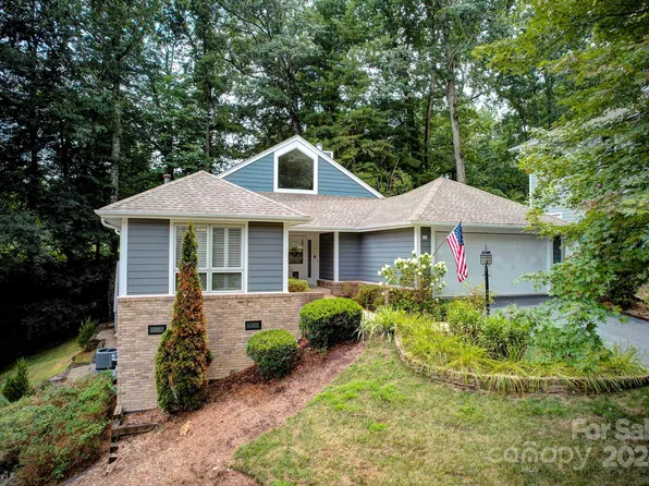 114 Broadmoor Dr, Flat Rock, NC 28731