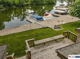 3 Ginger Woods Rd, Valley, NE 68064