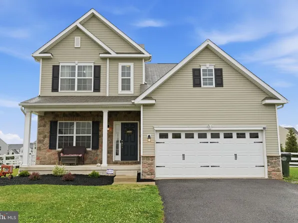 75 Windover Dr, Gilbertsville, PA 19525