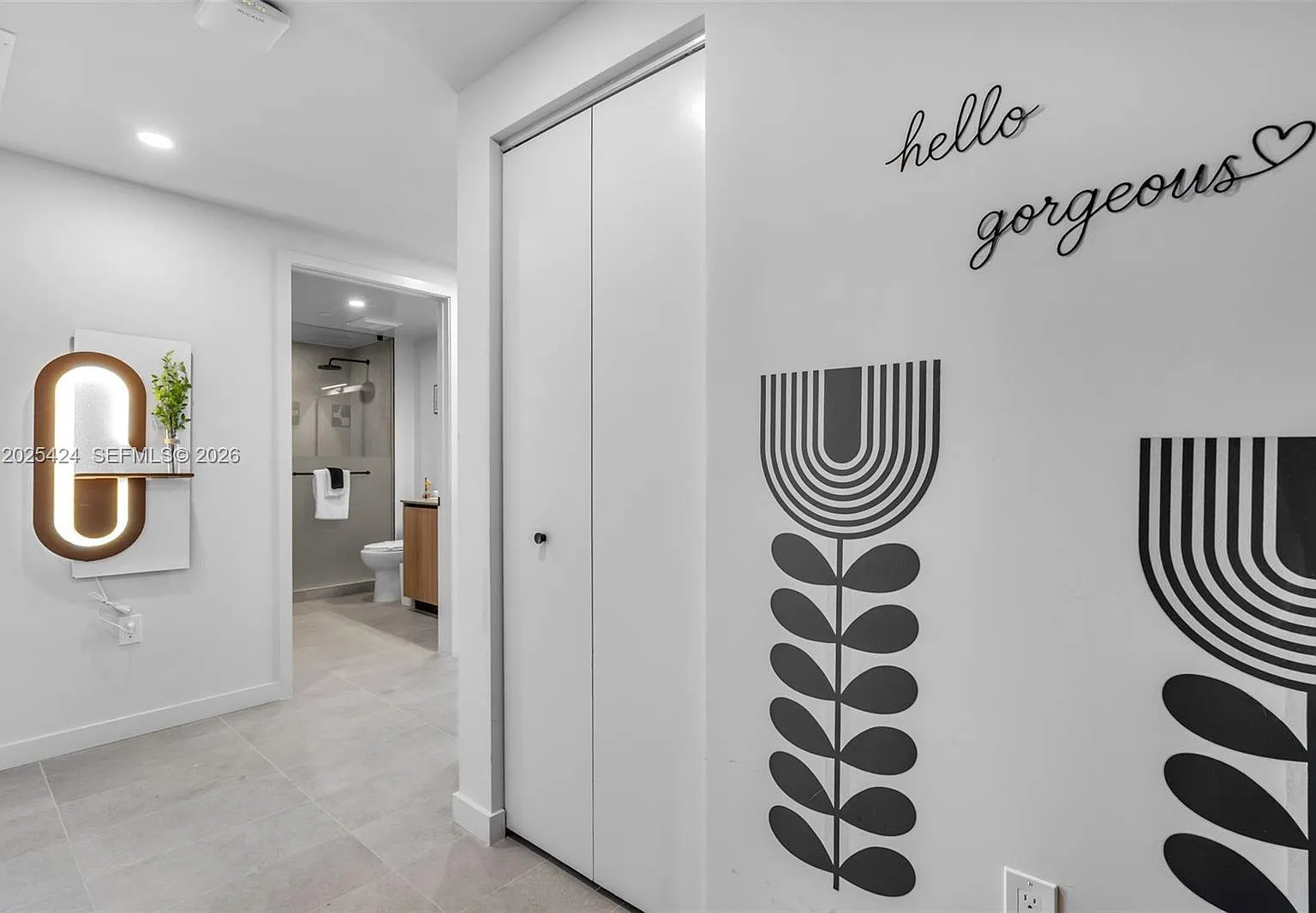 2 bed, 2.0 bath, 760 sqft, $4,700 — Photo 1