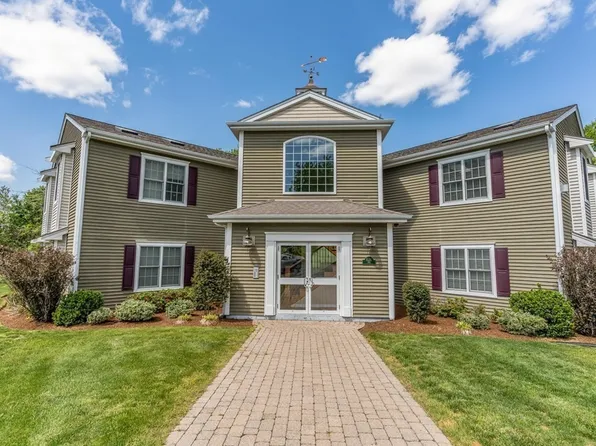 215 Longmeadow Rd Unit 105, Taunton, MA 02780