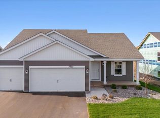17408 Durham Dr, Lakeville, MN 55044