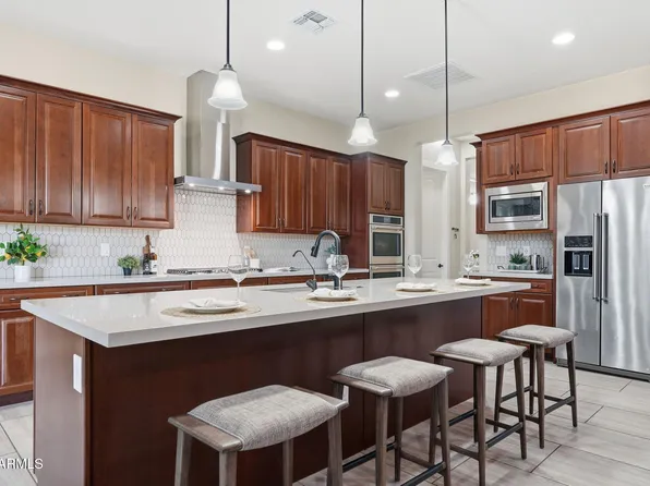 6072 S GRANITE Street, Gilbert, AZ 85298
