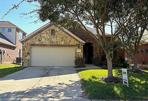 5517 Centeridge Ln Photo 1