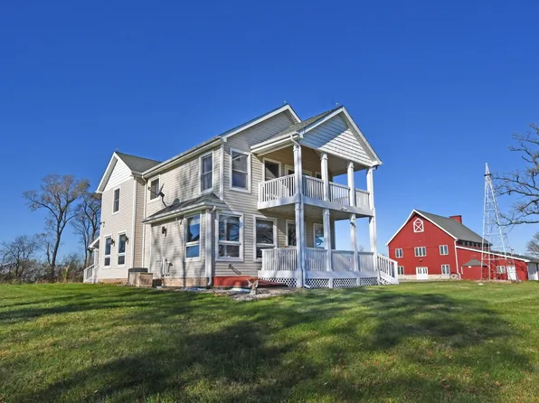 2728 E Indiana Ave, Beecher, IL 60401