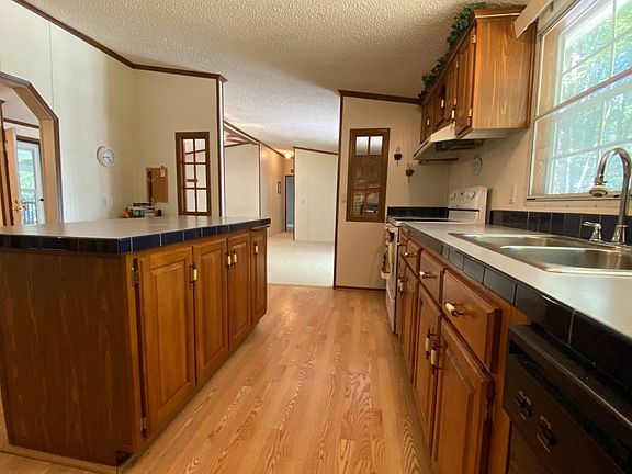 5th image of 124 Price Weaver Rd
