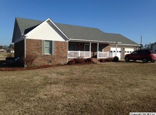 17055 Felton Dr, Athens, AL 35614