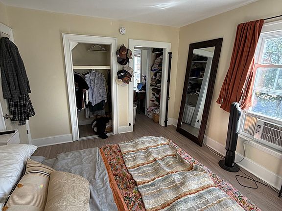 3rd image of 433 Broadway #2