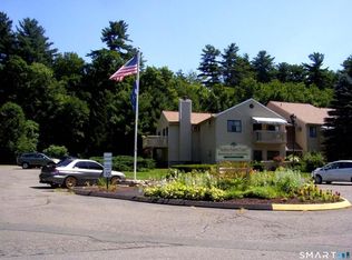 40 Firetown Rd APT 22, Simsbury, CT 06070