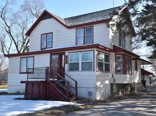 520 S Cogswell Dr, Silver Lake, WI 53170